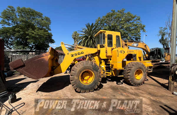 2004 Dezzi Loader - Needs Torque Converter Repaired - To be sold as is