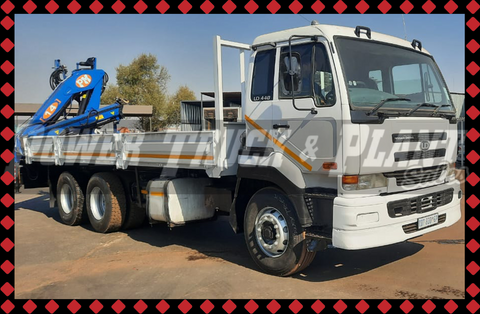 2004 Nissan UD440 Dropside with Crane