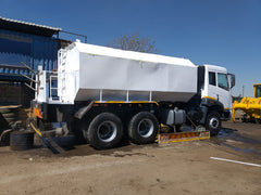 2013 FAW 33.330 FC Water Truck