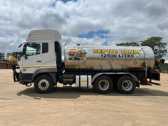 12500 liter Honey sucker - 2022 Nissan UD440 Quester
