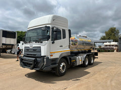 12500 liter Honey sucker - 2022 Nissan UD440 Quester