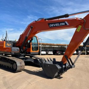 2024 Develon Dx220LCA