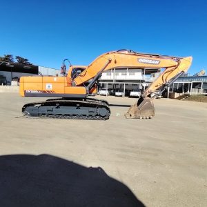 2017 Doosan Dx225LCA